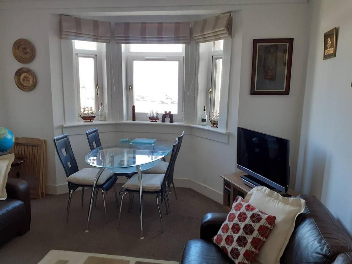 Marina View Lovely Upper 3 Bedroom Apartment Troon Eksteriør billede